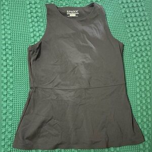 Spanx work top!